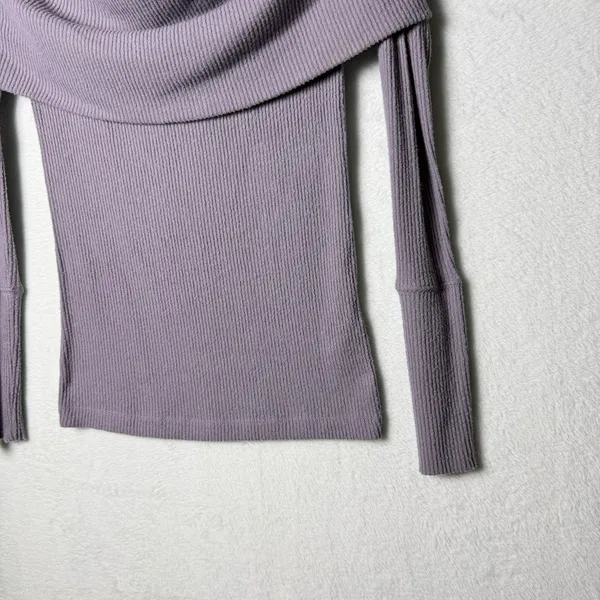 Free People Snowbunny Top Sweater Off Shoulder Purple Smoke Women's size M - Image 3