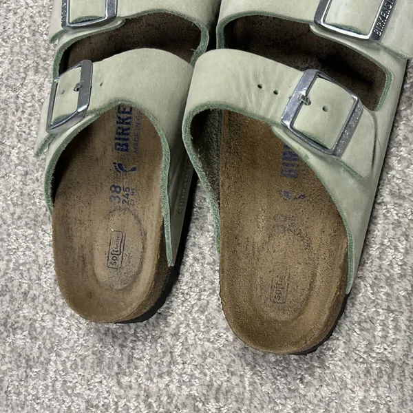 Birkenstock Arizona Leather Sandals Womens 7 Light Green EU 38 Mens 5 - Image 8