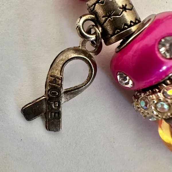 NRQ Avon pink heart tinkerbell rose charm bracelet - Image 4