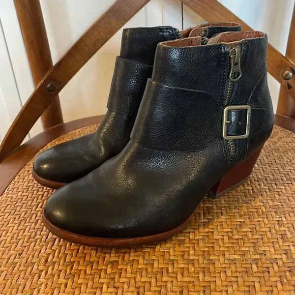 Korkease Morosita block heel full grain leather black booties size 6 - Image 3