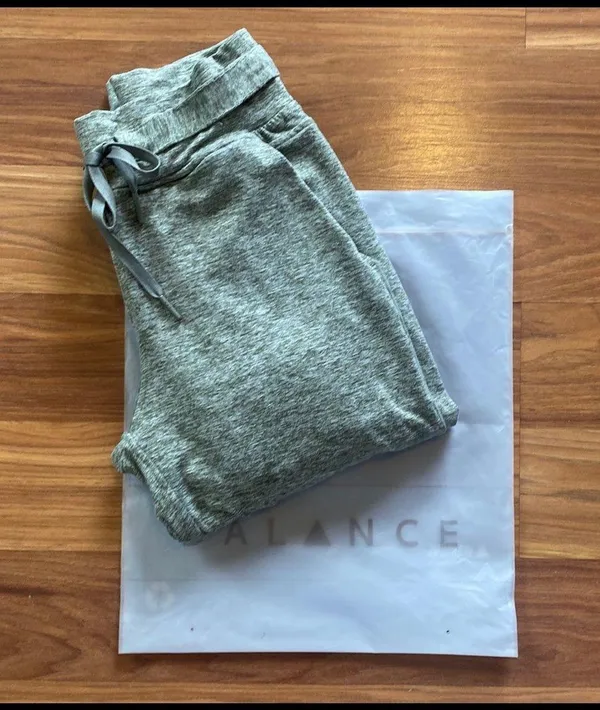 Select Jogger - Image 8