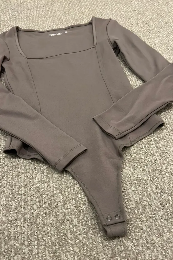 Abercrombie Bodysuit - Image 4