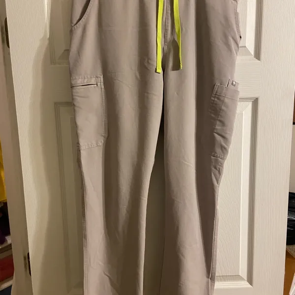 Figs Kade Cargo Bottoms in ‘Slate’ size Large - Image 2