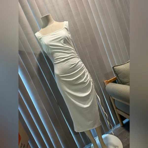 Sexy sleeveless side slit bodycon dress ✨ - Image 6