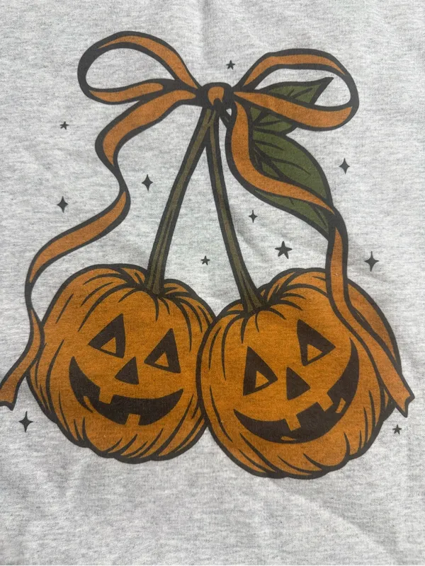 Gildan Ash Gray Crewneck Sweatshirt with Pumpkin Graphic - Image 5