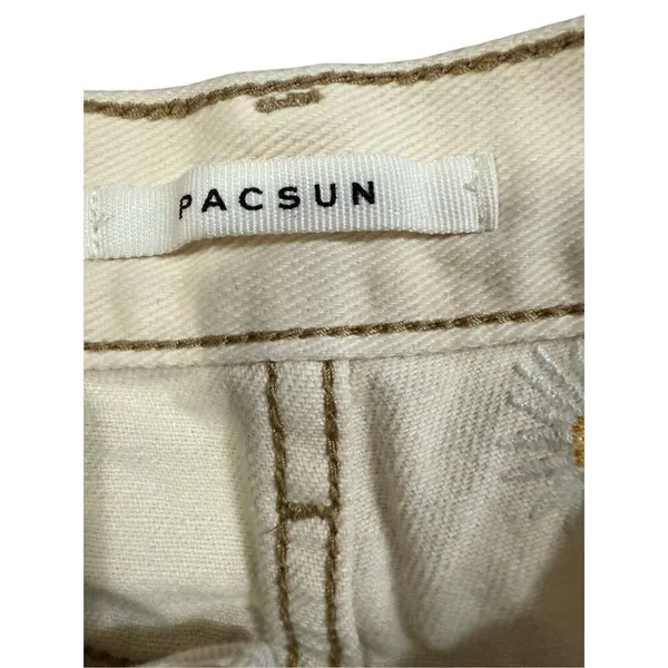 PacSun Daisy Embroidered‎ Ultra High Waisted Vintage Denim Shorts Sz 26 - Image 5