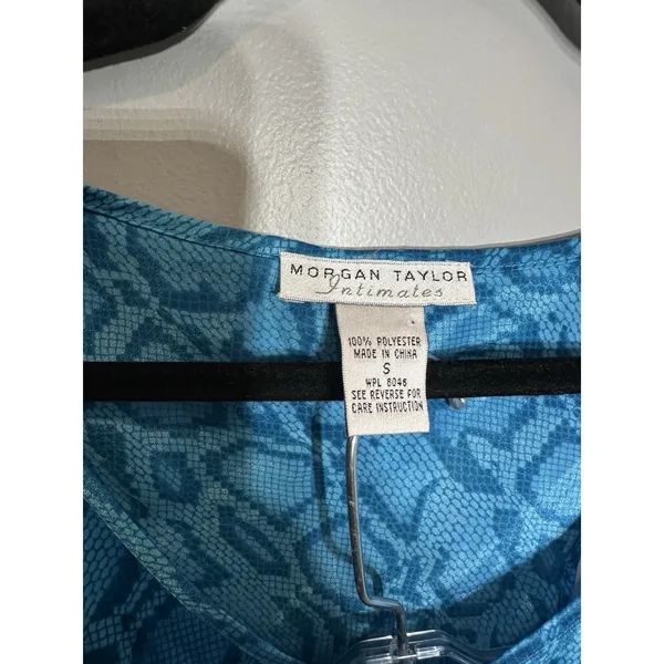 Morgan Taylor Intimates Pajama Set Women’s Small Blue Satin Snakeskin Pants/Tank - Image 4