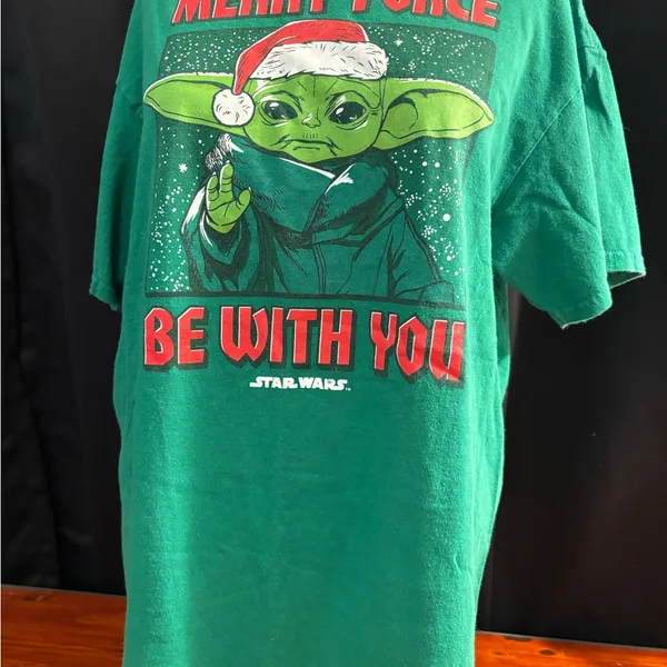 Star‎ Wars Green Yoda Holiday Tee - Image 3