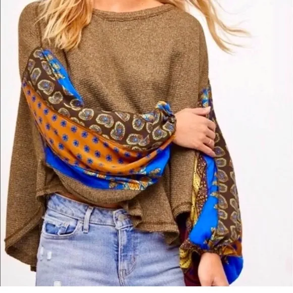 Free People We the Free Blossom Thermal Balloon Sleeve Top Size Medium - Image 2