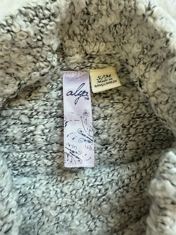 Francesca's Turtleneck Sweater - Image 3