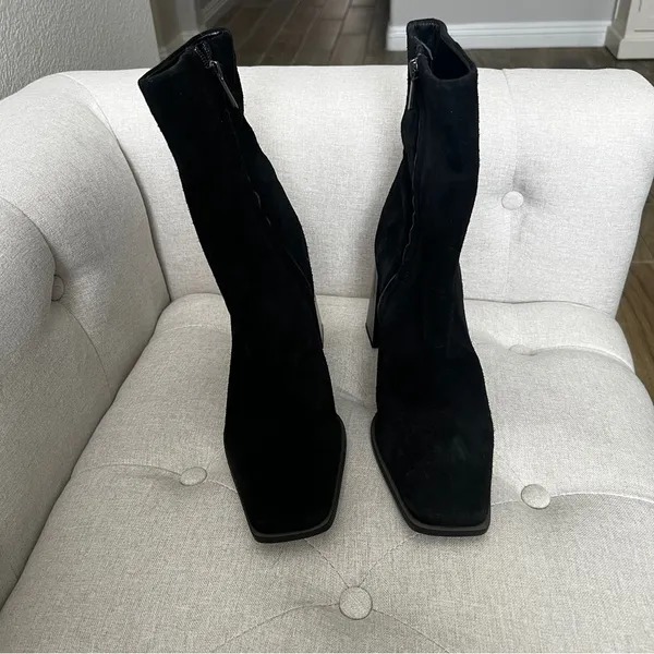 NEW Ivette Black Suede Block Heel Booties SIZE 10 - Image 6