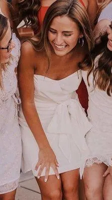White Dress With Tie - Image 2
