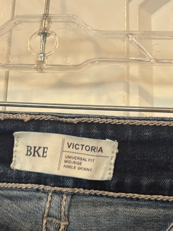 BKE Victoria universal fit mid rise ankle skinny jeans size 27 - Image 6