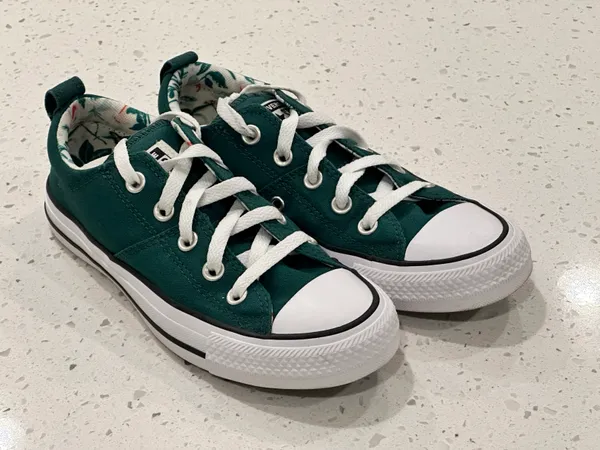 Dark Green Low Top Sneakers - Image 4