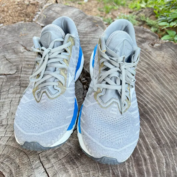Mizuno Men's Wave Sky 4 Waveknit Size 10 - Image 3