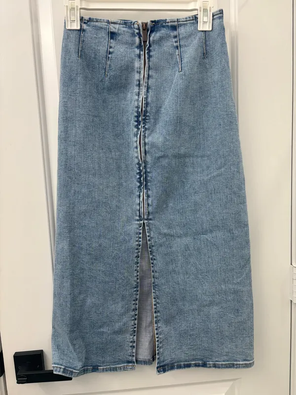 Stradivarius midi denim skirt - Image 3