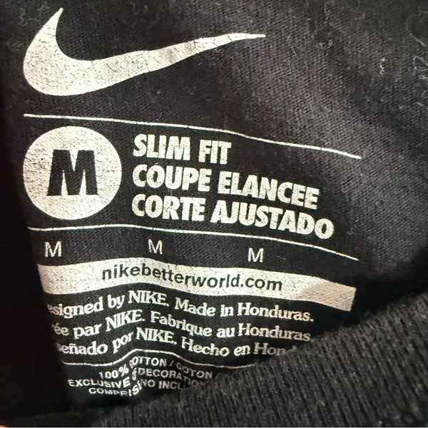 Nike Women’s Slim Fit Black Logo Tee Size Medium - Image 3