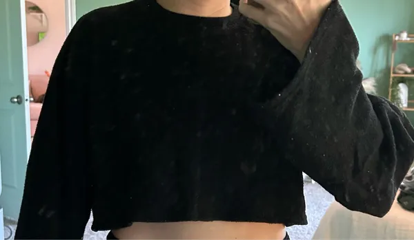 Tobi Black Cropped Sweater - Image 3