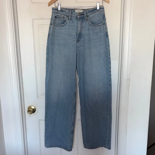 Abercrombie & Fitch The Wide Leg Mid Rise Jeans Blue Size 25 - Image 2