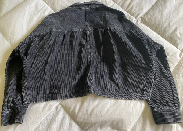Forever 21 Black Corduroy Cropped Jacket - Image 3