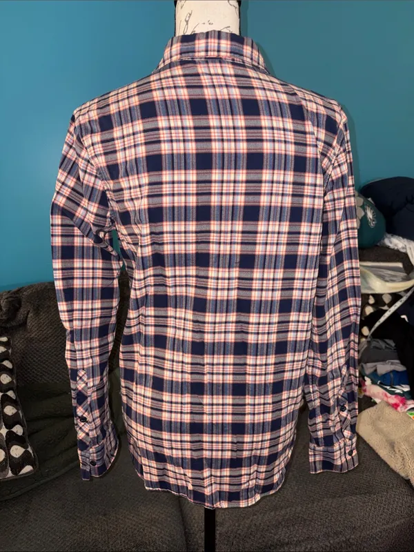 Patagonia 100% Organic Cotton Plaid Button-Down Shirt, Medium - Image 3