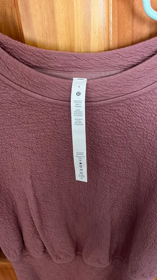 Lululemon sweater - Image 3