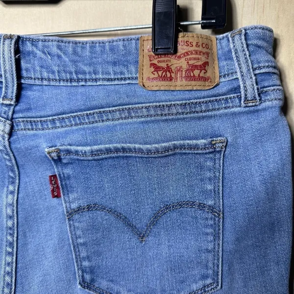 Levis 711 Skinny Embellished‎ Jeans Vintage Soft Blue Wash Star Eyes Zip Fly 31 - Image 10
