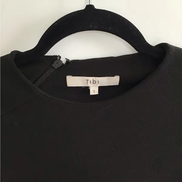 Tibi Black Crew‎ Neck Long Sleeve Blouse Back 1/4 Zipper Size 2 - Image 2