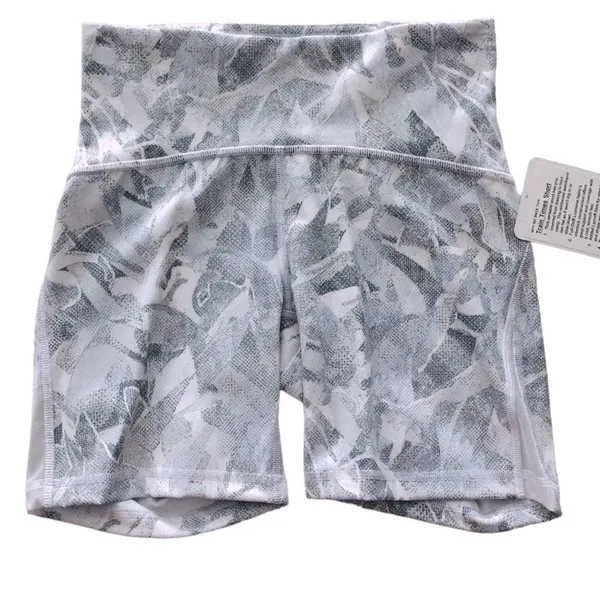 Lululemon Train Times Short 6" Jasmine White Multi / White Size 6 - Image 6