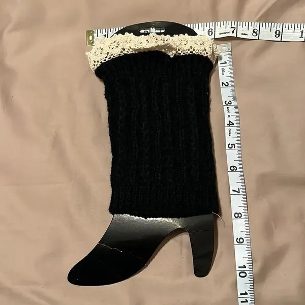 NWT boot cuffs leg warmers black with ecru lace trim - Image 6