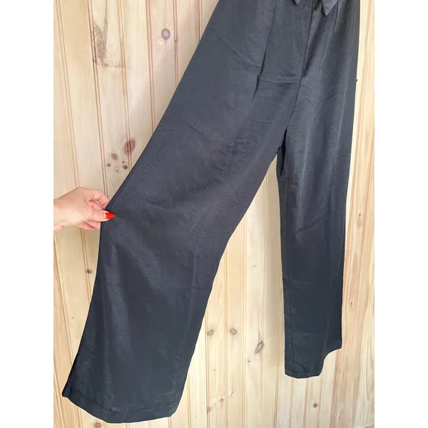 NWT Lulus Sensationally Sophisticated Black Satin Halter Vest Jumpsuit Party M - Image 5