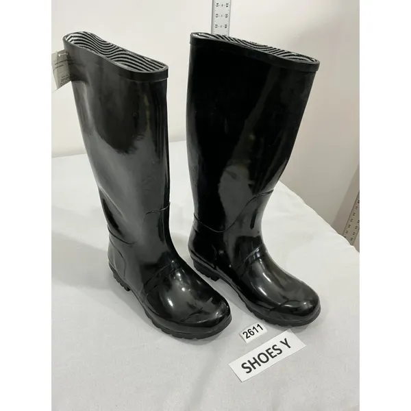 Womans Target Black Size 7 Tall Rubber Rain Boots NWT - Image 2