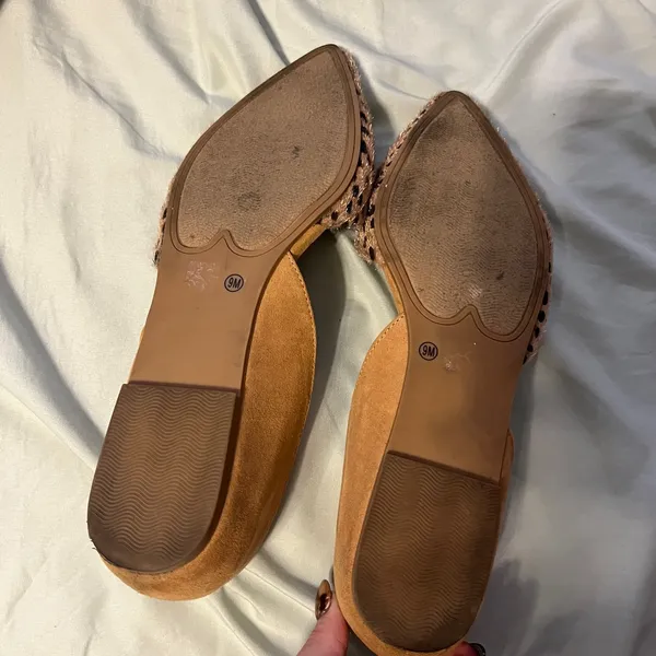 Francesca's Collections Tan and Black Flats - Image 3