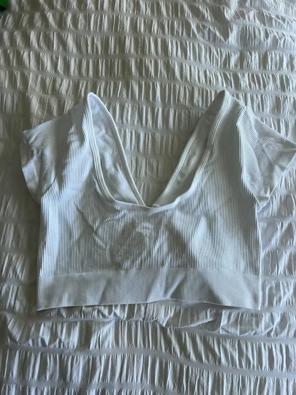 White Size L - Image 2