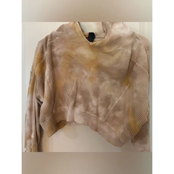 Wild Fable Mustard Waffle Tie Die Cropped Hoodie Women's Sz Large - Image 2