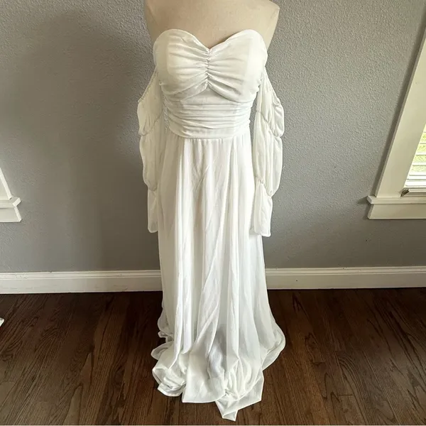 White Off Shoulder Flounce Sleeve Ruched‎ Chiffon Maxi Dress Size Small - Image 4