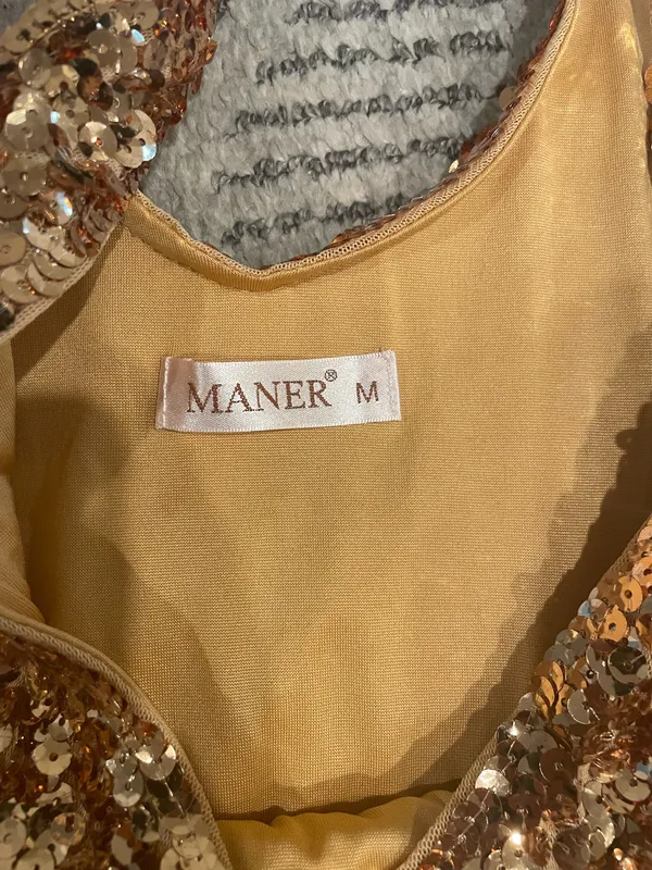 Amazon Gold sequence dress - Image 2