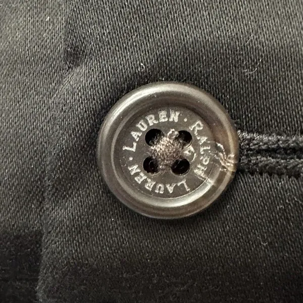 Women's Lauren Ralph Lauren Black Chino Shorts With Pockets Size‎ 6 - Image 5