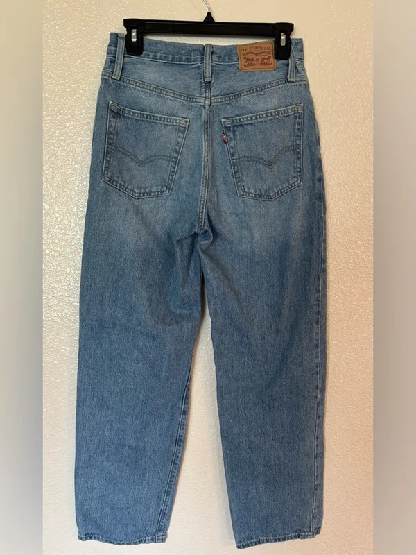 LEVIS 100% Cotton 94’ Baggy Distressed Jeans - Image 4