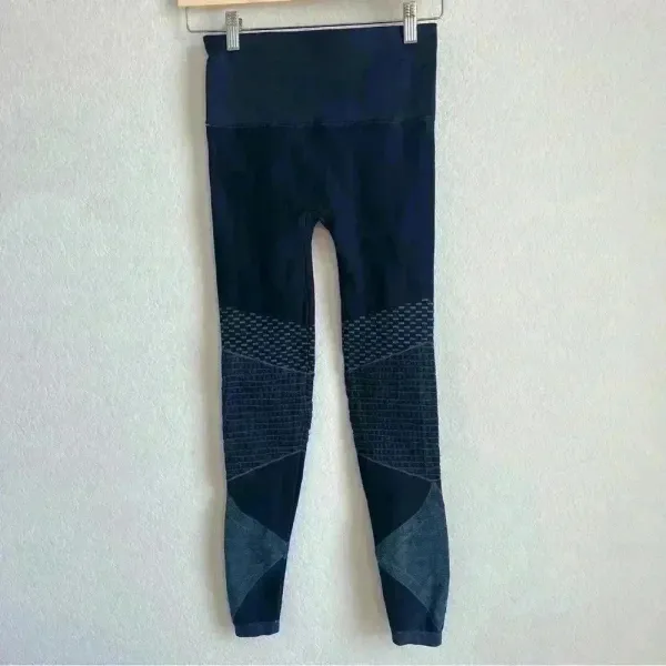 SPANX Women's Indigo Sky Seemless Moto Look‎ at Me Now Leggings Size Small NWT - Image 6