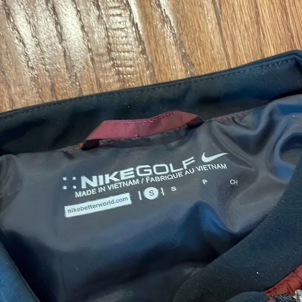 Nike Golf 700 down fill assymetrical puffer vest small - Image 6