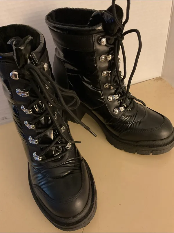 Marc Fisher women black leather platform combat boots US 7.5 - Image 9