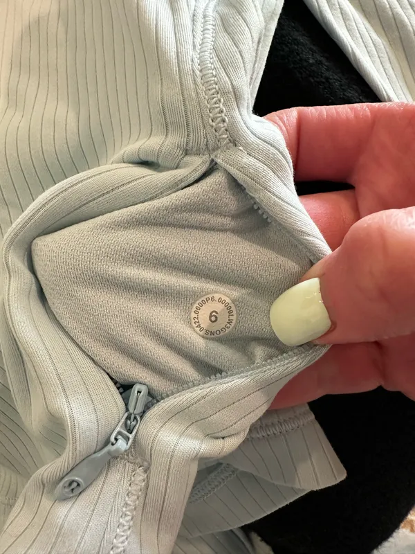Lululemon run long sleeve  - Image 4
