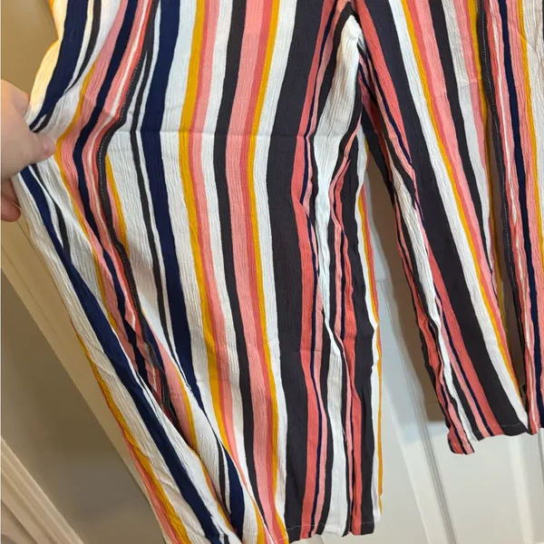 Xhilaration White Rayon Lined Top - Image 3