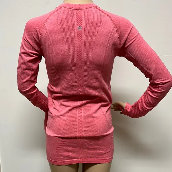 Lululemon Women’s Long Sleeve Activewear Performance Coral Shirt Size XS - Image 7