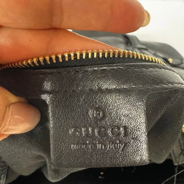GUCCI Vintage BLACK LEATHER 85TH ANNIVERSARY GG MONOGRAM HOBO BAG - Image 8