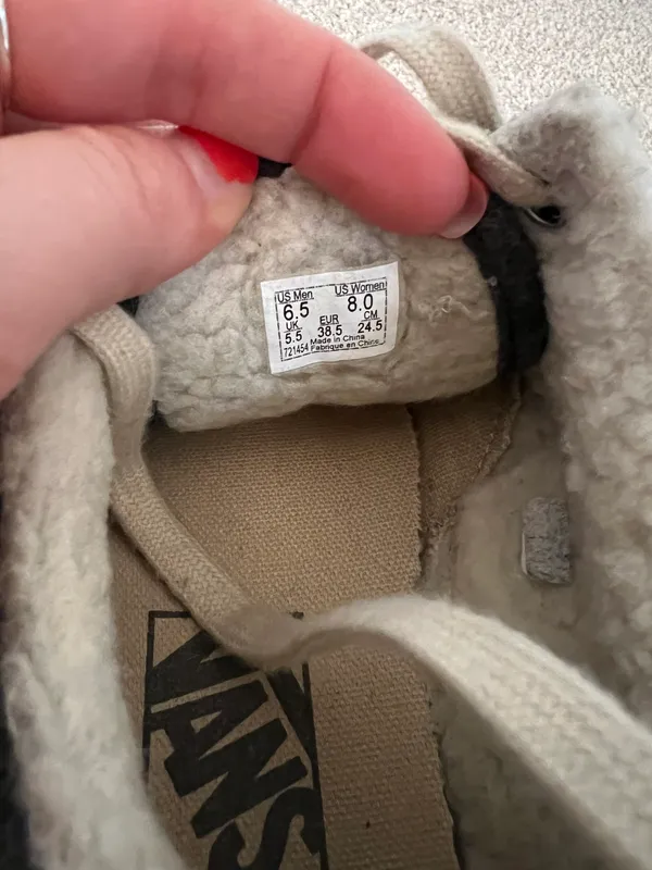 Madewell x Vans Unisex Old Skool Lace-Up Sneakers in Flannel and Sherpa - Image 5