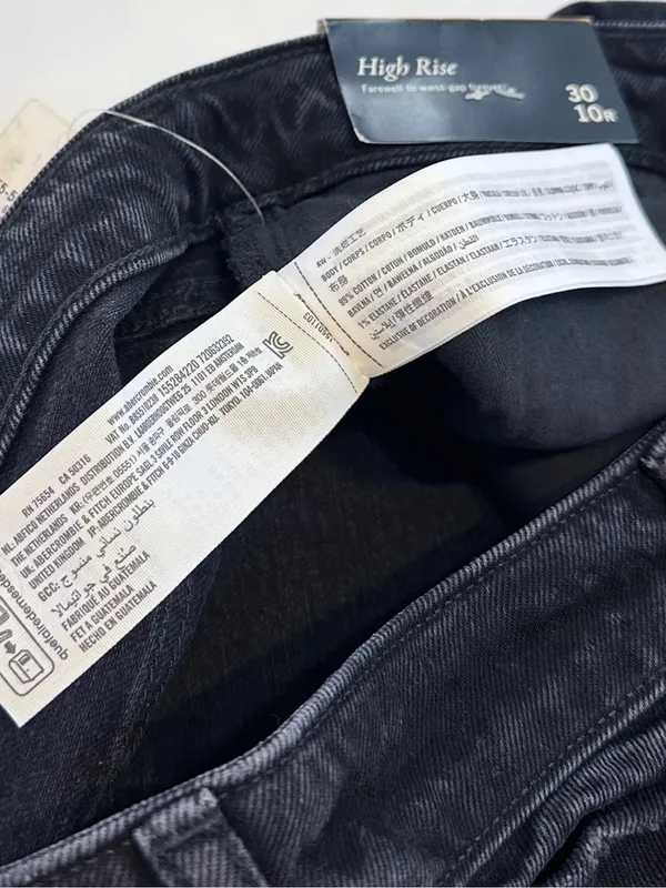 NWT Abercrombie & Fitch Curve Love HR Vintage Flare Jeans – Black Pintuck 30/10R - Image 10
