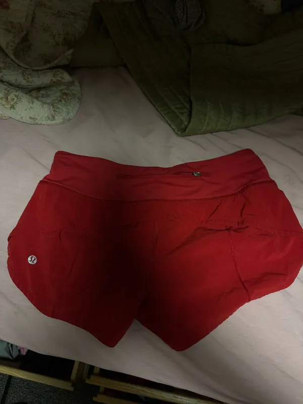 Lululemon Low-Rise 2.5" Dark Red Speed Up Lined Shorts - Image 5