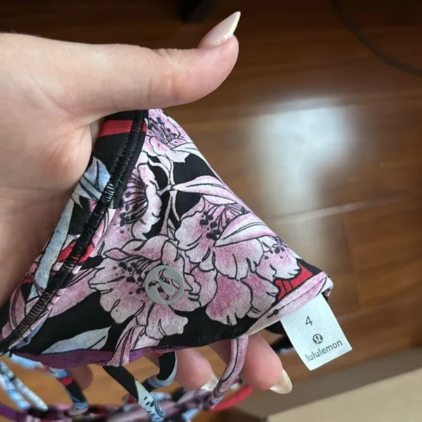 Lululemon Free to Be Wild Floral Strappy Sports Bra - Image 2